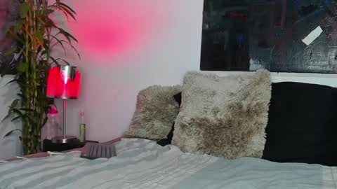 Snapshot of markus_latin chatting on December 14, 3:15 pm Markus latin online show from December 14, 3:15 pm