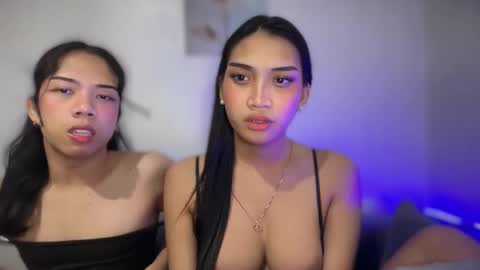 HugeMassiveCock online show from November 24, 1:33 pm