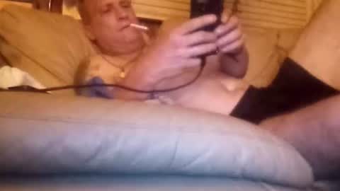 markymark101825061 online show from December 4, 8:34 am