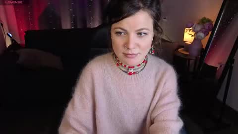 Snapshot of marla_bri chatting on November 25, 1:22 pm Marla online show from November 25, 1:22 pm