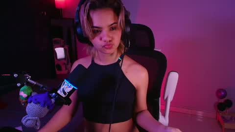 Marlena online show from April 22, 2:07 pm