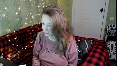 MarleneLue online show from September 30, 10:53 am