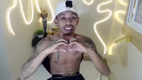 marlmoreno10 online show from January 8, 3:25 pm