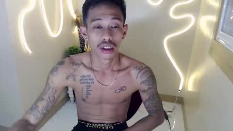 marlmoreno10 online show from January 10, 10:36 pm