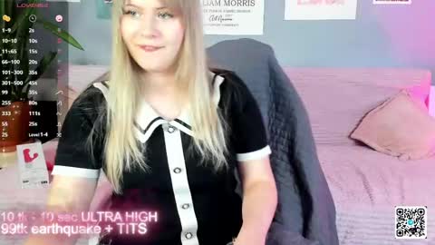Snapshot of marmel199 chatting on June 6, 9:36 am Liza online show from June 6, 9:36 am