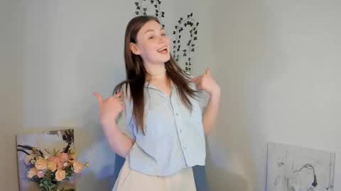 Snapshot of marniborth chatting on February 19, 5:14 am marniborth online show from February 19, 5:14 am