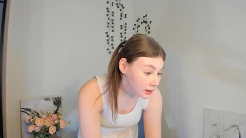 Snapshot of marniborth chatting on February 20, 5:37 am marniborth online show from February 20, 5:37 am