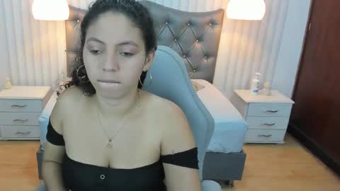 Marnie online show from December 17, 2:23 am