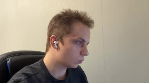 Snapshot of maroooa chatting on February 13, 6:15 pm Marko online show from February 13, 6:15 pm