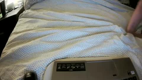 Jess and Nick online show from October 8, 2:42 am