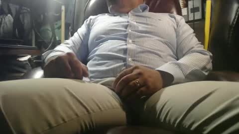 only fans marrieddad19751975 online show from April 26, 3:26 am