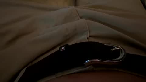 Snapshot of marriedmen99 chatting on January 9, 9:58 pm Marriedmen online show from January 9, 9:58 pm