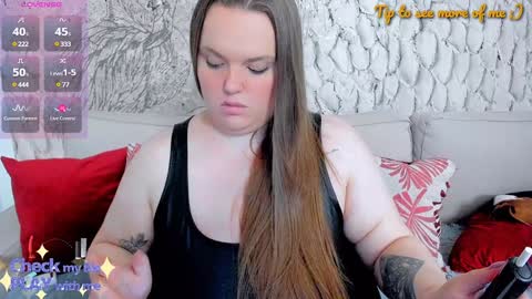 Snapshot of marry_girl chatting on January 8, 9:34 pm Mary online show from January 8, 9:34 pm