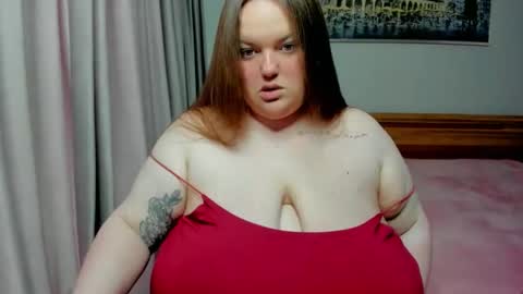 Snapshot of marry_girl chatting on September 13, 2:39 pm Mary online show from September 13, 2:39 pm