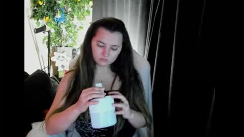 Snapshot of marry_paradisesi chatting on October 10, 9:36 pm Marishka online show from October 10, 9:36 pm