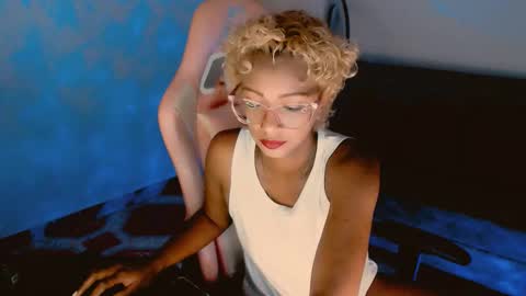 May online show from November 18, 2:43 pm