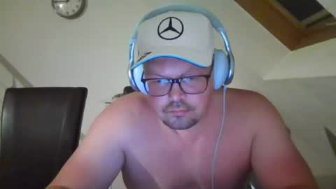 mars0481 online show from June 18, 10:47 pm