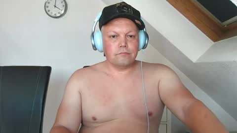 mars0481 online show from June 23, 2:04 pm