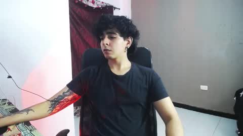 Snapshot of mars_miller chatting on December 18, 7:58 am Mars online show from December 18, 7:58 am