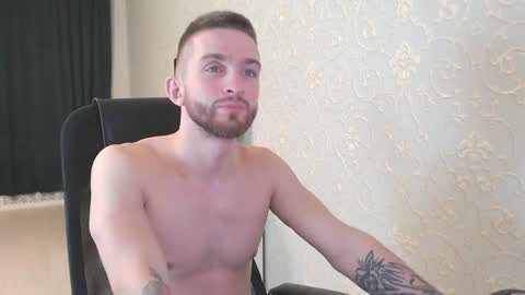 Snapshot of marselle_looker chatting on January 17, 2:29 am Marselle online show from January 17, 2:29 am