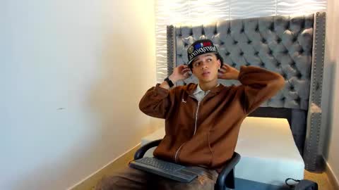 MARSHALL online show from March 16, 1:04 pm