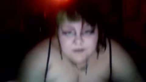 Snapshot of marshallmarx517 chatting on May 22, 2:08 am marshallmarx517 online show from May 22, 2:08 am