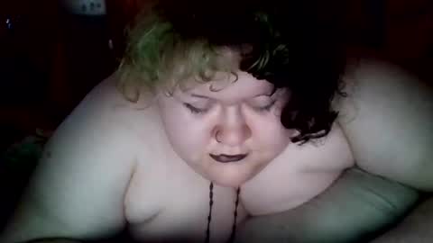 Snapshot of marshallmarx517 chatting on June 3, 3:31 am marshallmarx517 online show from June 3, 3:31 am