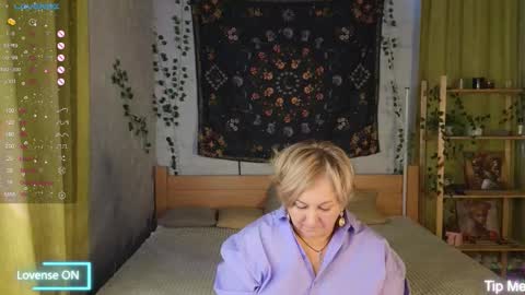 marta_wils online show from October 18, 3:31 am
