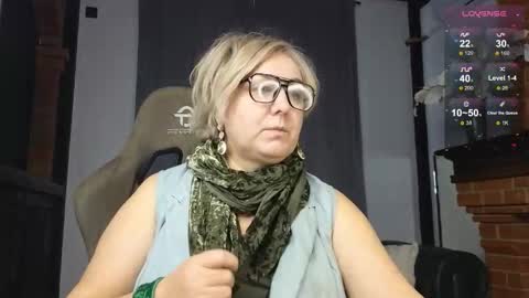 marta_wils online show from October 21, 2:23 am