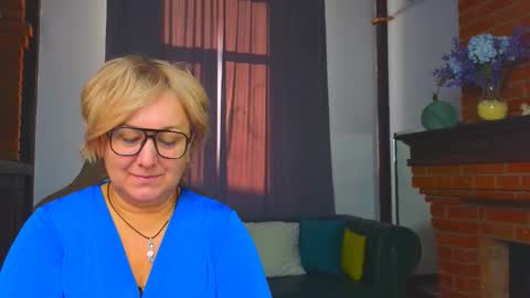 marta_wils online show from November 6, 3:07 am