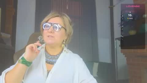 marta_wils online show from November 20, 3:28 am