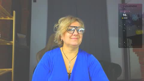 marta_wils online show from November 25, 2:44 am