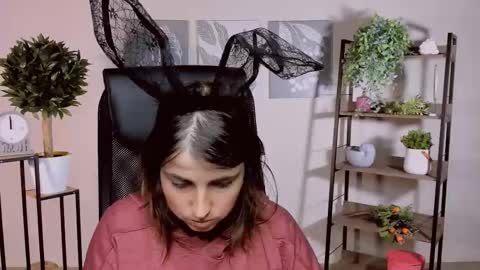 martaedams online show from October 10, 7:07 am