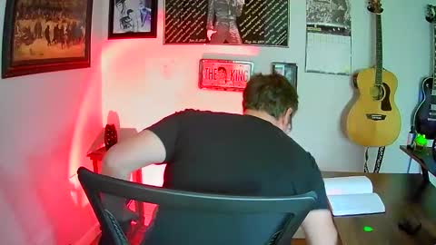 Snapshot of martcb1313 chatting on October 21, 3:35 pm martcb1313 online show from October 21, 3:35 pm