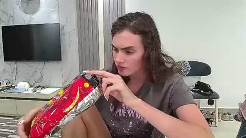 marthabarens online show from June 17, 6:42 pm