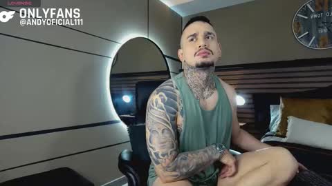 Snapshot of martin_colby05 chatting on January 13, 2:39 am ONLYFANS Sotoandres modelo independiente online show from January 13, 2:39 am