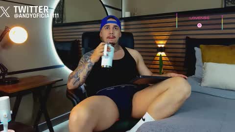 Snapshot of martin_colby05 chatting on February 12, 1:22 am ONLYFANS Sotoandres modelo independiente online show from February 12, 1:22 am