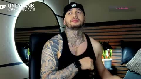 Snapshot of martin_colby05 chatting on April 4, 1:15 am ONLYFANS Sotoandres modelo independiente online show from April 4, 1:15 am