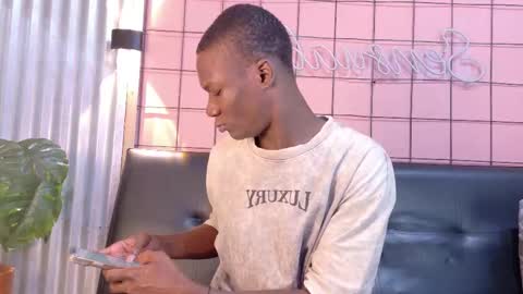 Martin online show from December 2, 1:33 am