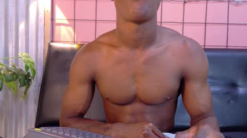 Martin online show from December 5, 1:36 am