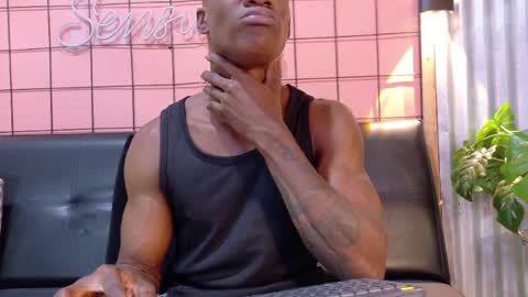 Martin online show from April 8, 1:38 am