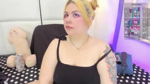 Martina  online show from March 25, 2:12 pm