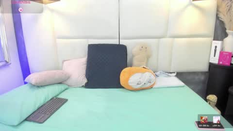 Snapshot of martina_armos chatting on May 11, 1:28 pm Martina online show from May 11, 1:28 pm