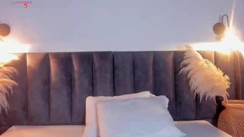 Laura online show from October 22, 3:18 am