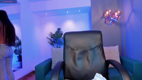 Martina online show from December 6, 11:44 am