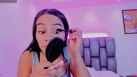 Snapshot of martina_mancinii chatting on January 18, 11:47 am Martina online show from January 18, 11:47 am