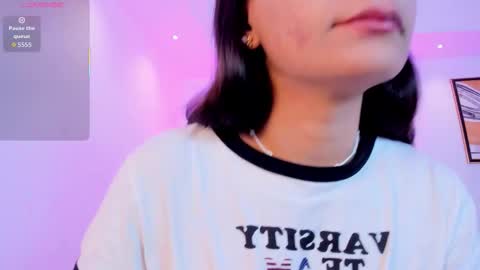 Snapshot of martina_mancinii chatting on February 11, 12:21 pm Martina online show from February 11, 12:21 pm