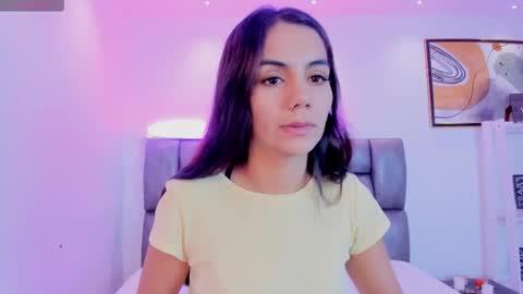 Snapshot of martina_mancinii chatting on February 21, 4:19 pm Martina online show from February 21, 4:19 pm