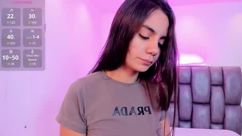 Snapshot of martina_mancinii chatting on March 3, 12:33 pm Martina online show from March 3, 12:33 pm