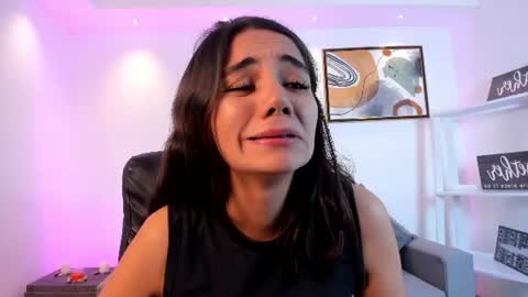 Snapshot of martina_mancinii chatting on July 14, 12:22 pm Martina online show from July 14, 12:22 pm